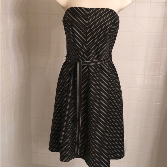 WHITE HOUSE BLACK MARKET DRESS SZ 6 - Picture 5 of 7